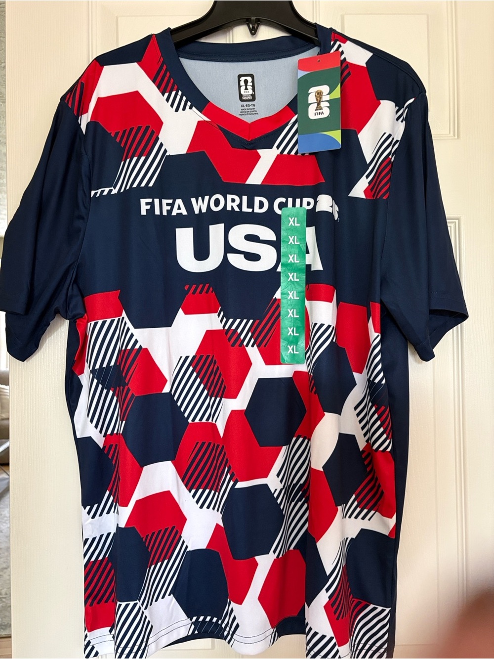 BRAND NEW W/TAGS MEN’S FIFA WORLD CUP 26 USA JERSEY